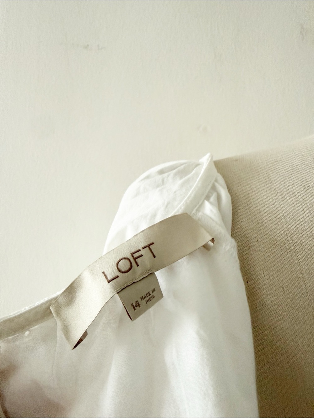 LOFT Floral Embroidered White Cotton Poplin Shirred Mini Dress Size 14 - Picture 6 of 8